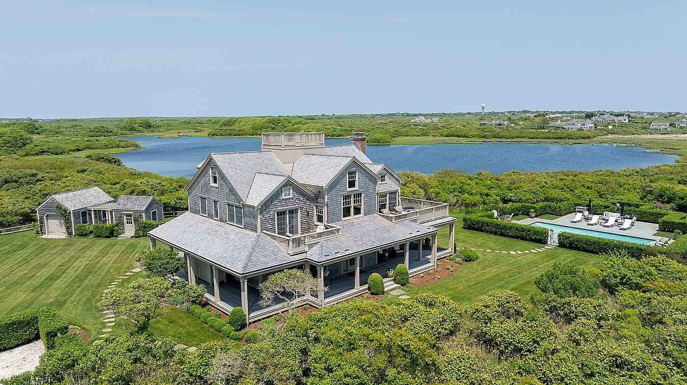 62 Wanoma Way Nantucket MA
