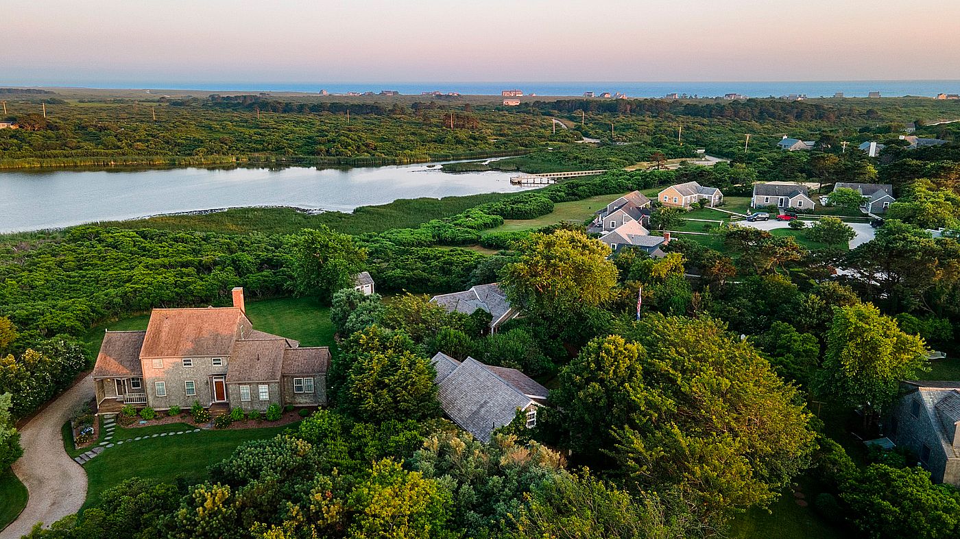 38 Long Pond Drive Nantucket MA