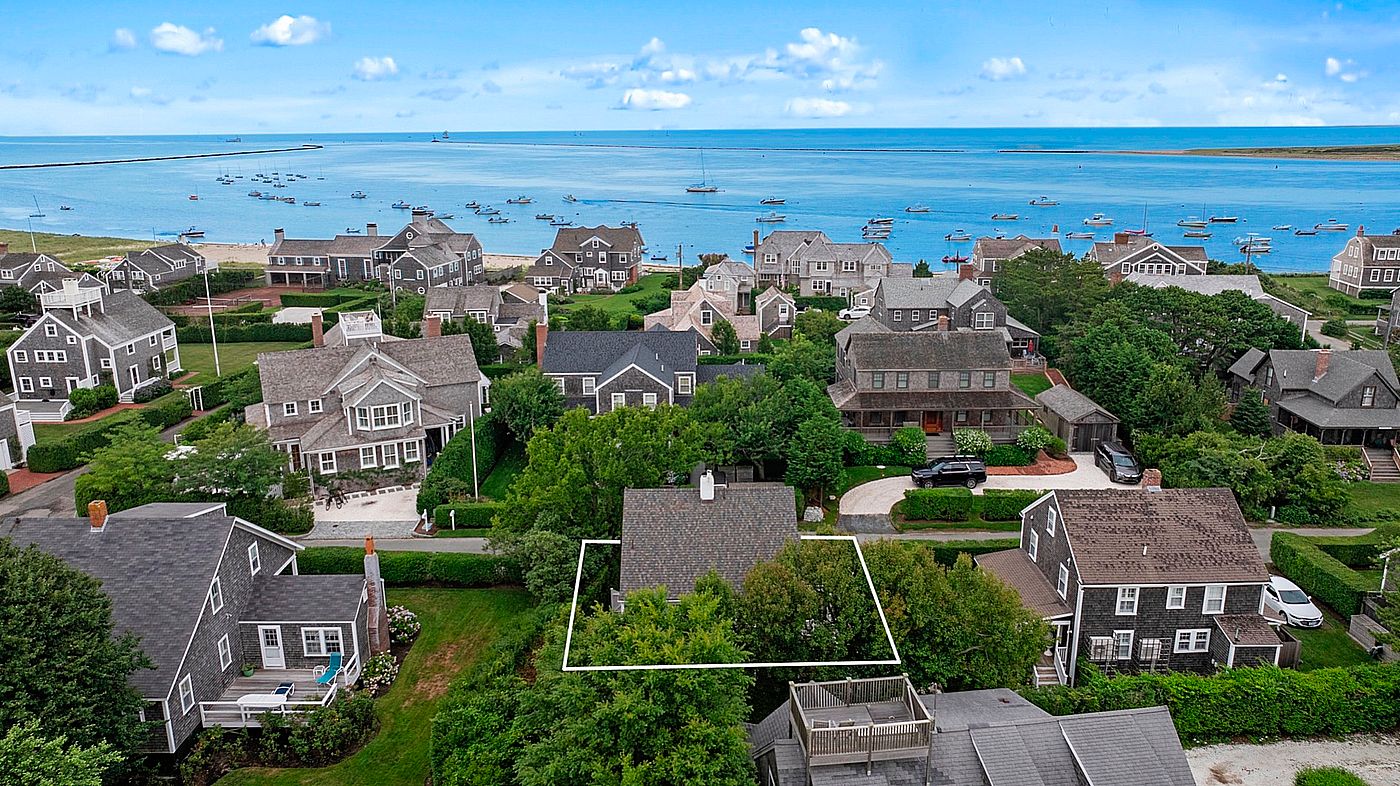 40 Walsh Street Nantucket MA