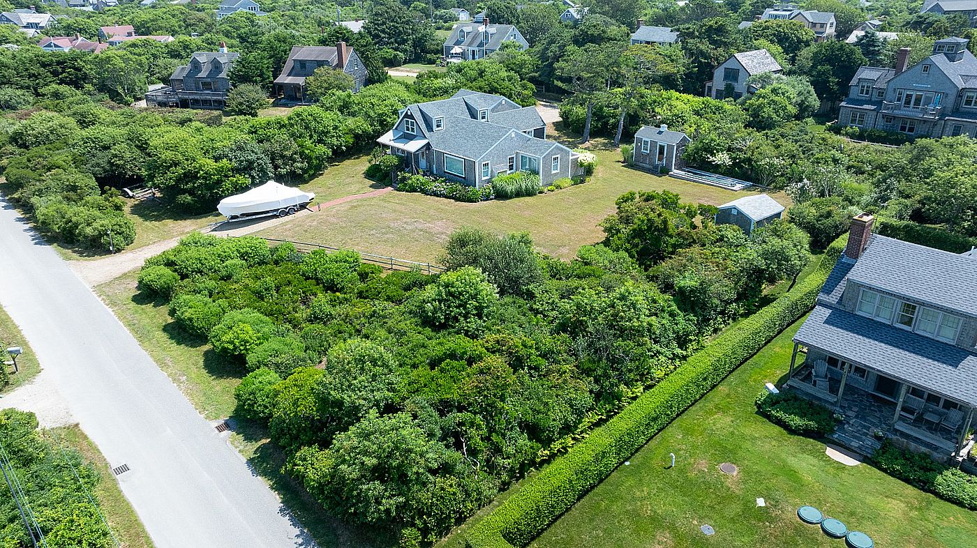 35 Tennessee Avenue Nantucket MA