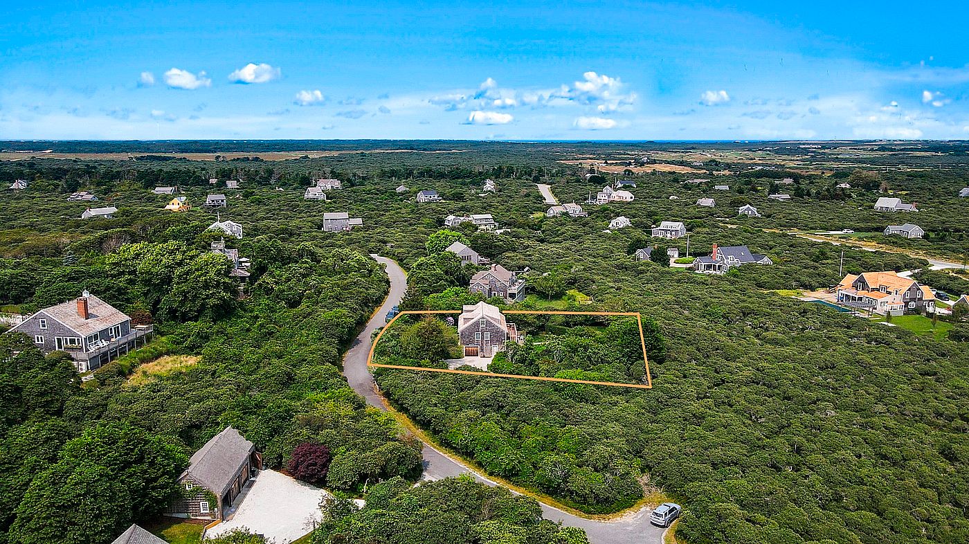 8 Heath Lane Nantucket MA