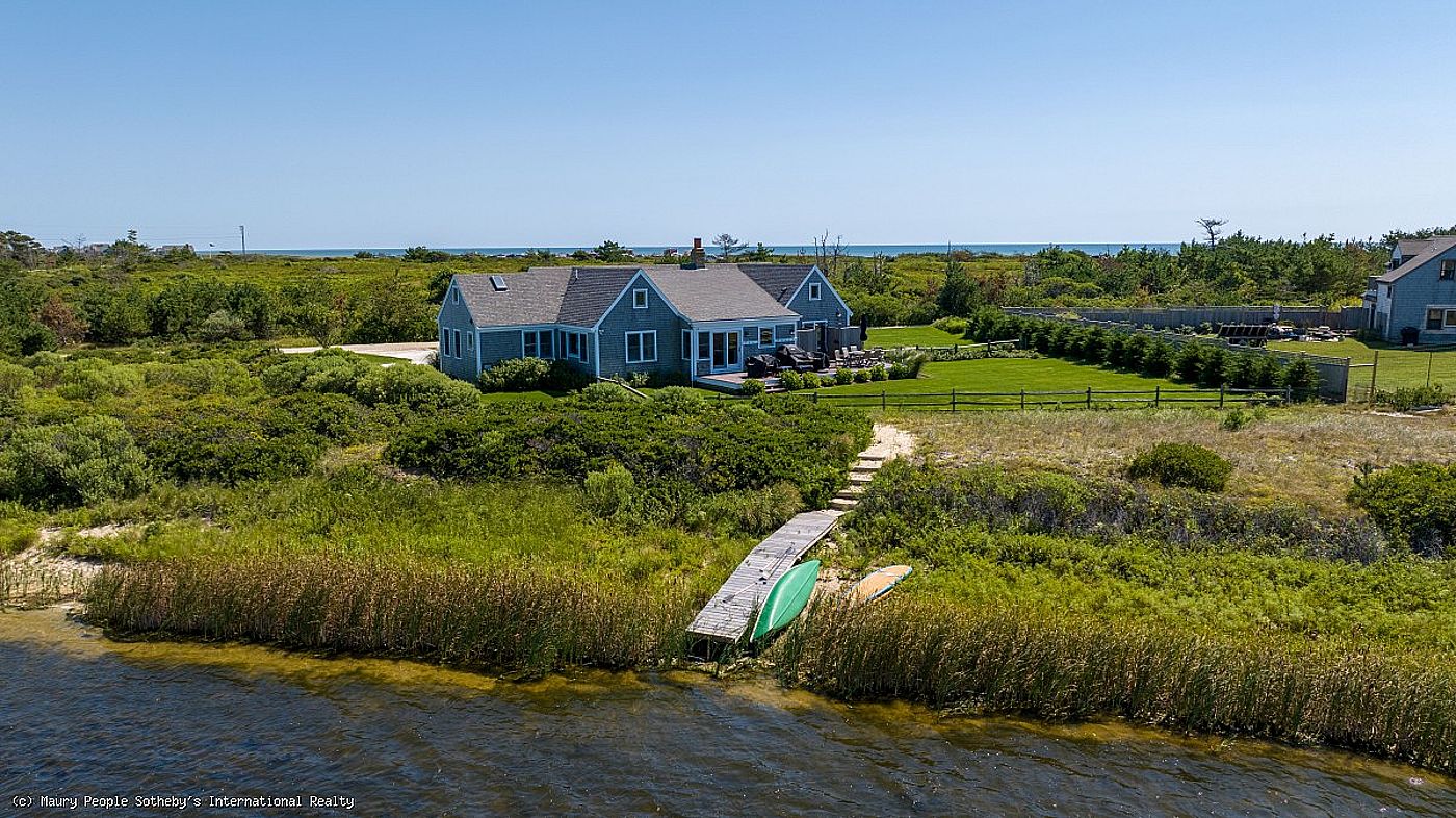 1 Mothball Way Nantucket MA