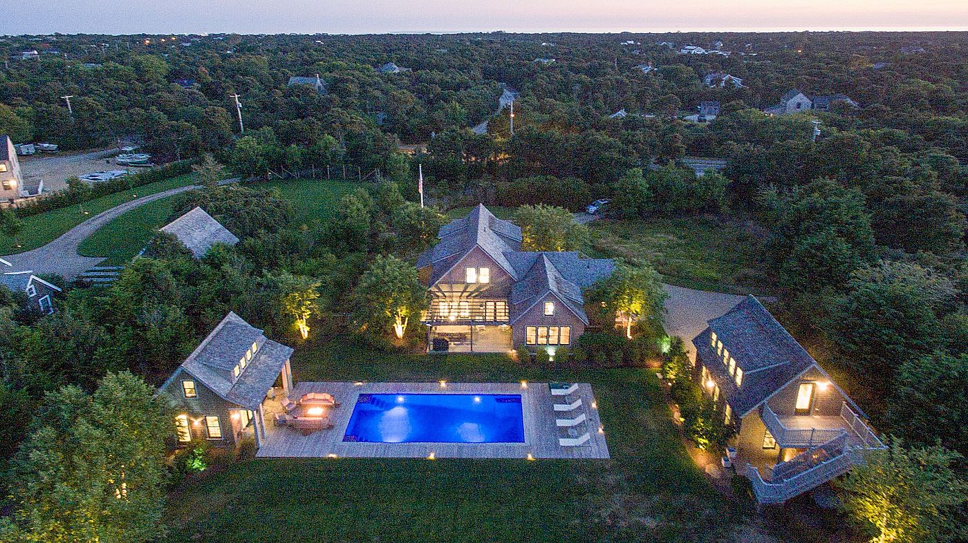106 Surfside Road Nantucket MA