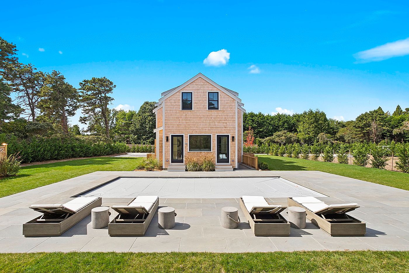 13R Evergreen Way Nantucket MA