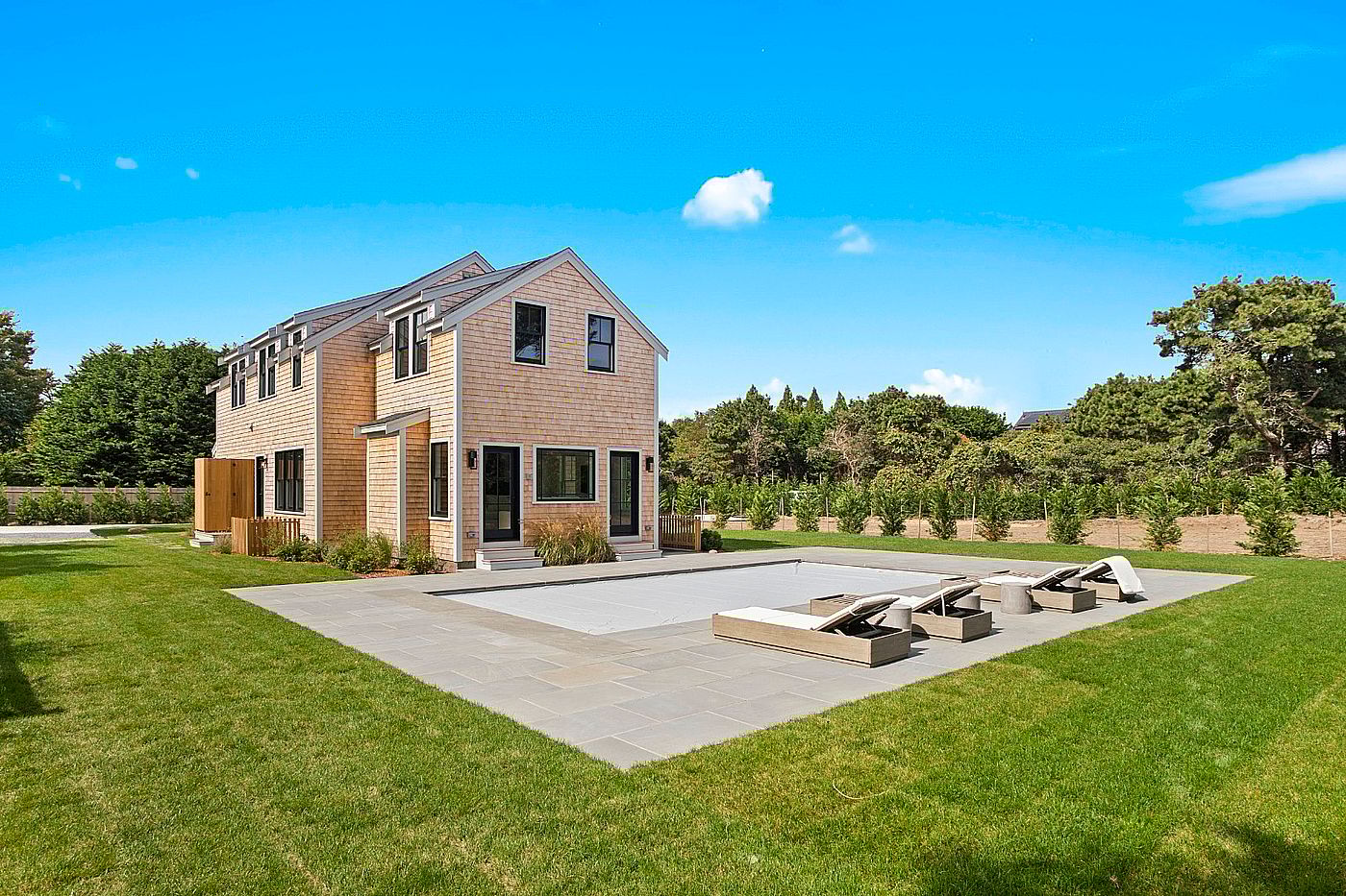 13R Evergreen Way Nantucket MA