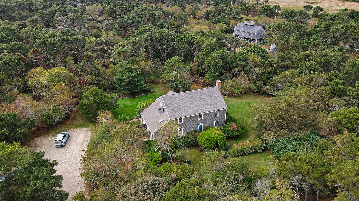 26A Miacomet Road Nantucket MA