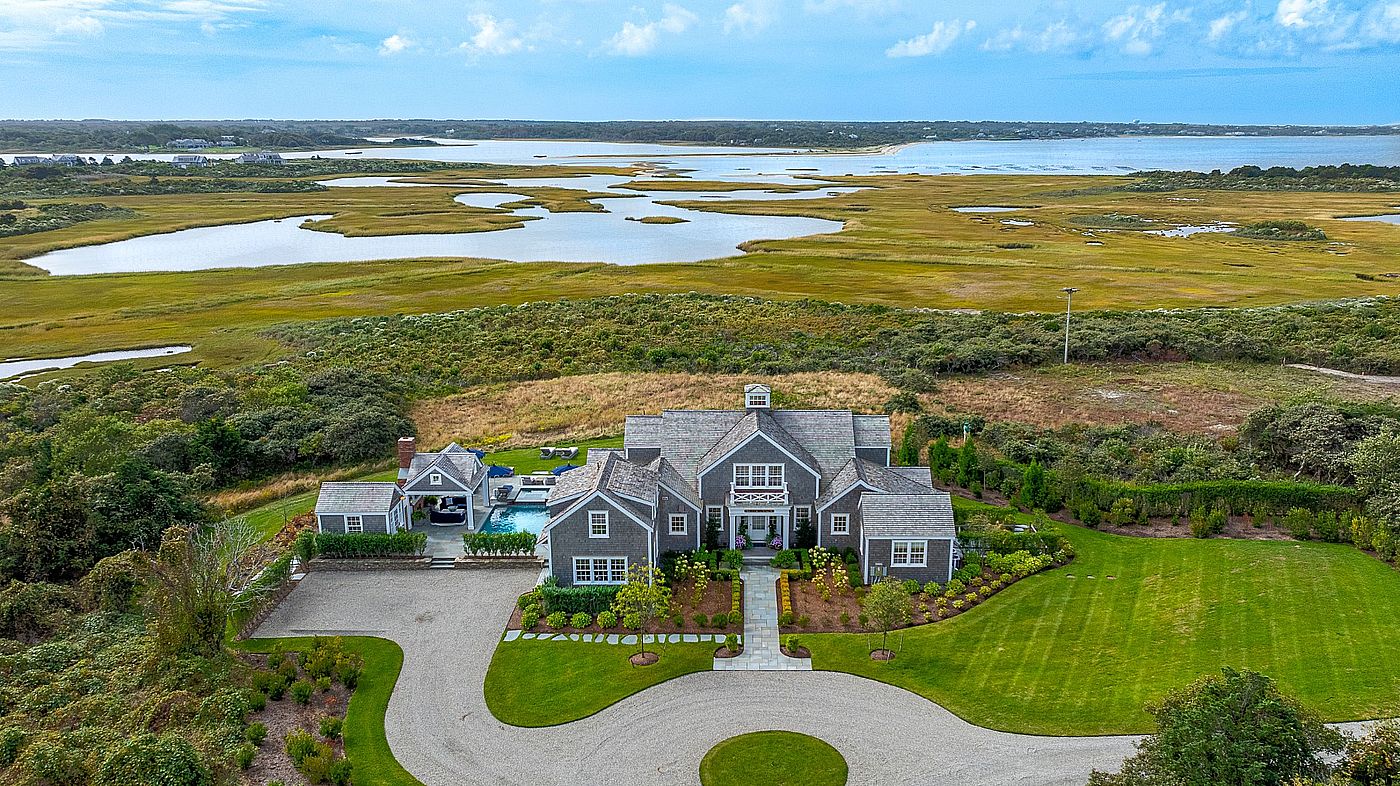 7 Weetamo Road Nantucket MA