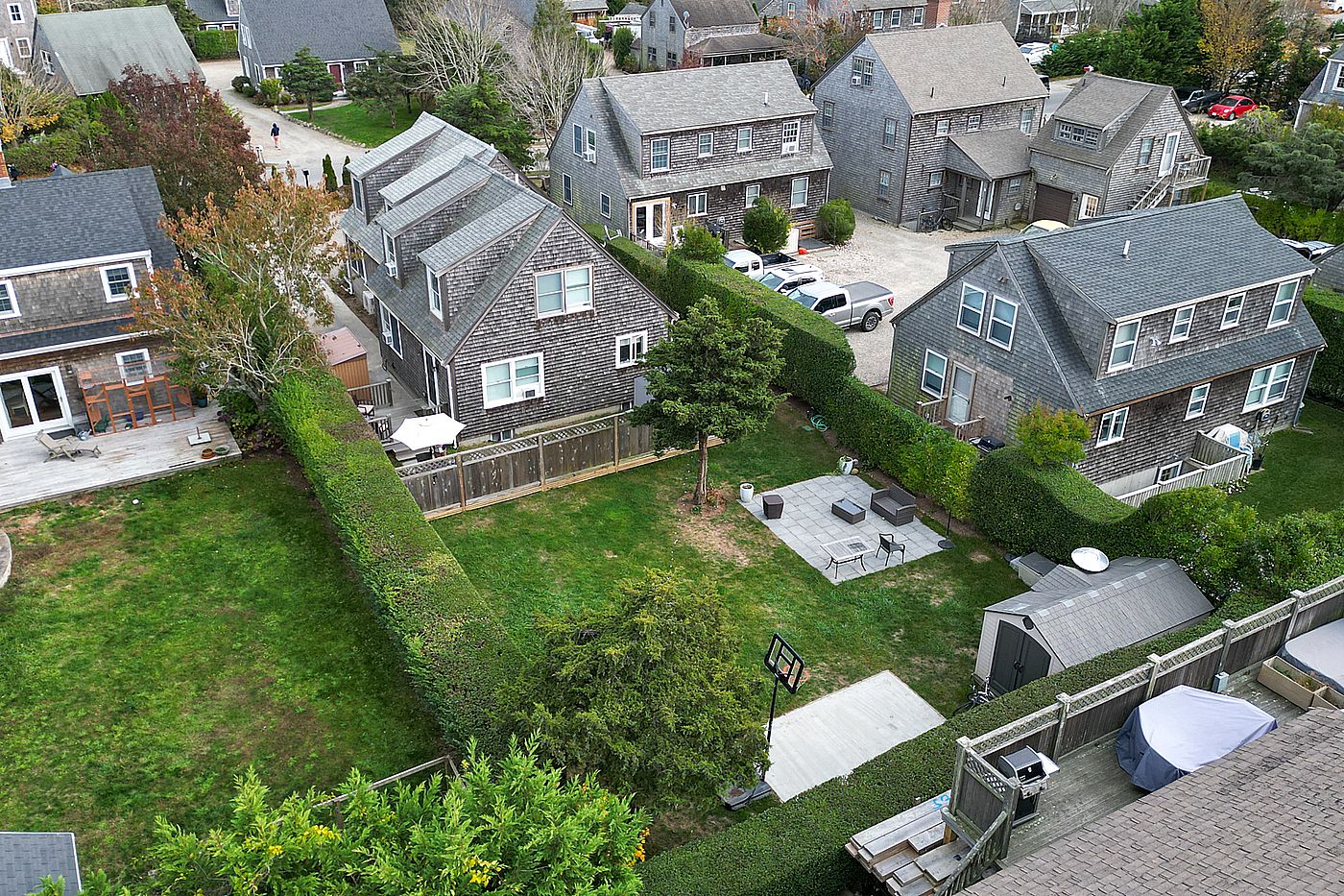 17 Essex Road Nantucket MA
