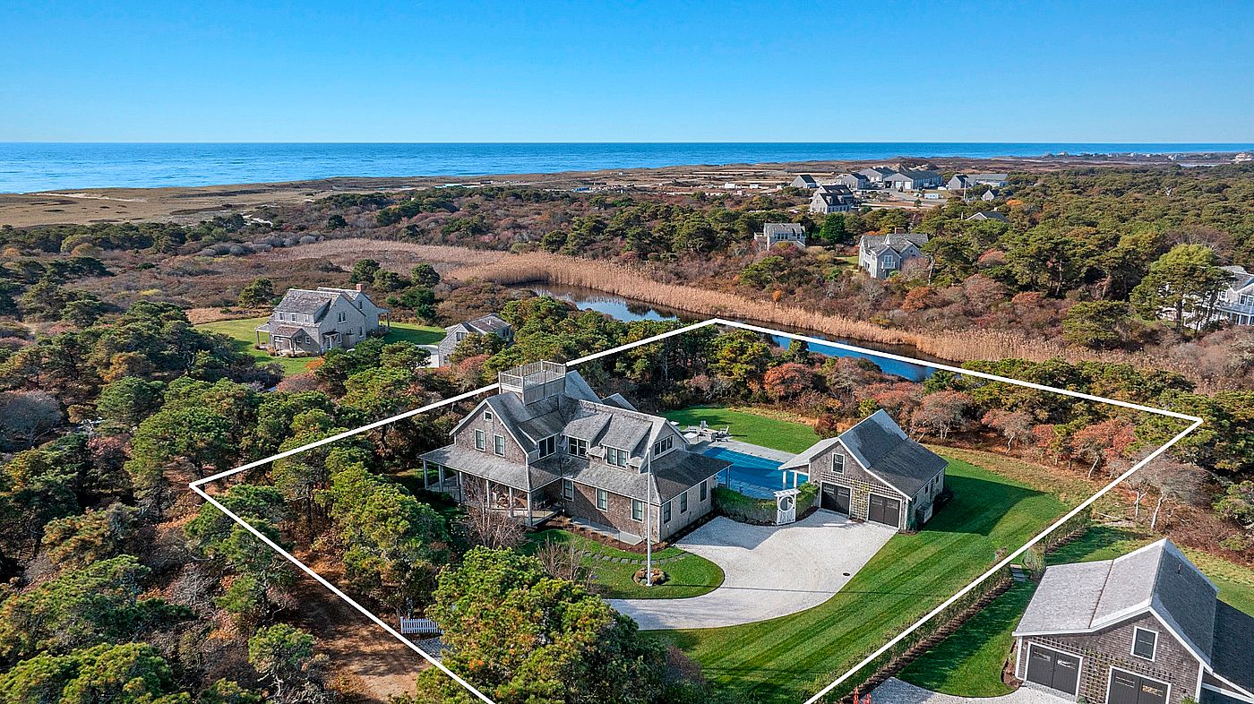 2A Morgan Square Nantucket MA