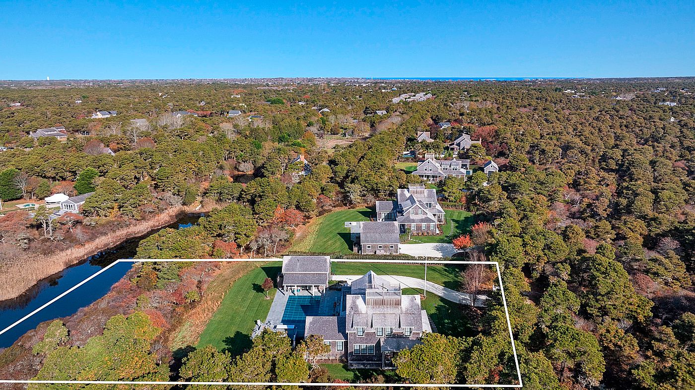 2A Morgan Square Nantucket MA