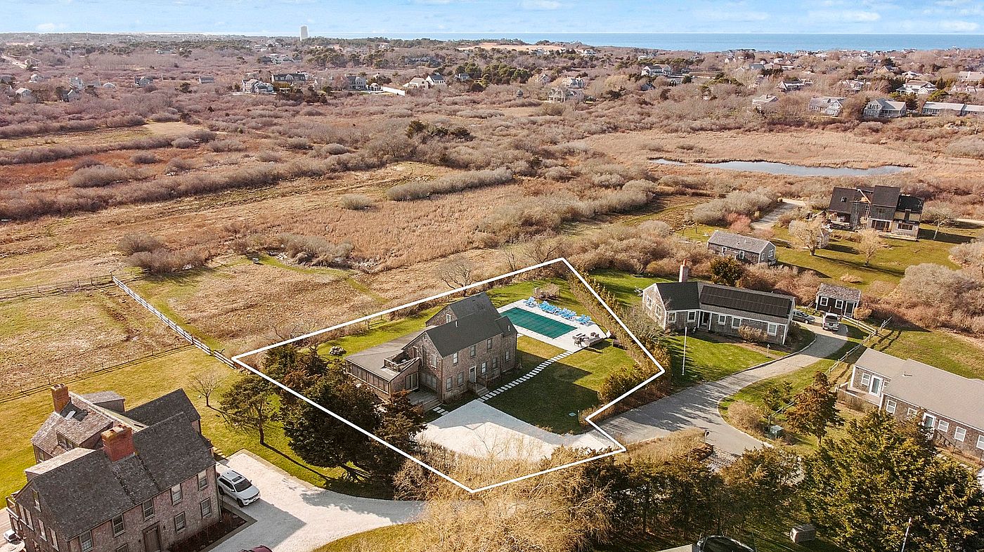 18 Meadow Lane Nantucket MA