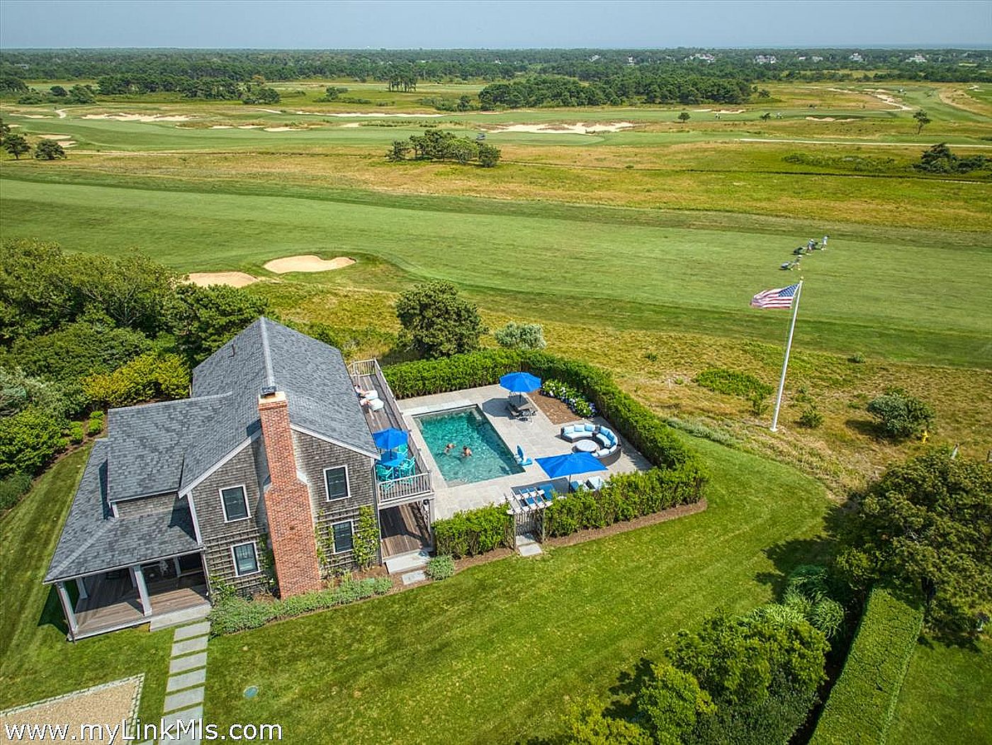 13 Hendersons Drive Nantucket MA