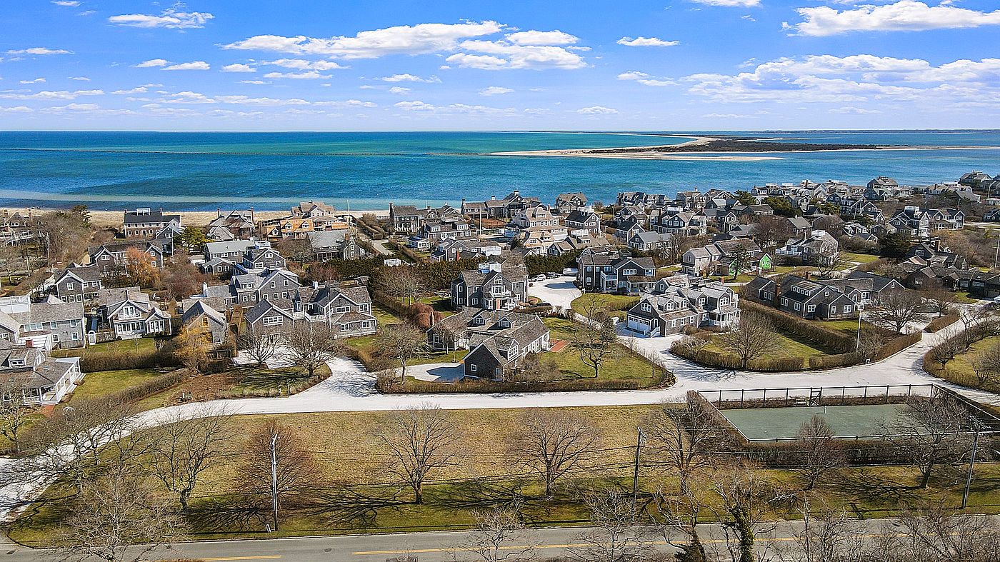 8 Brant Point Road Nantucket MA