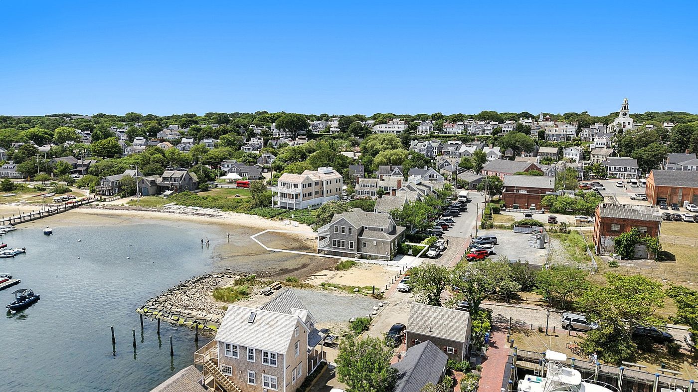 13 Commercial Wharf Nantucket MA