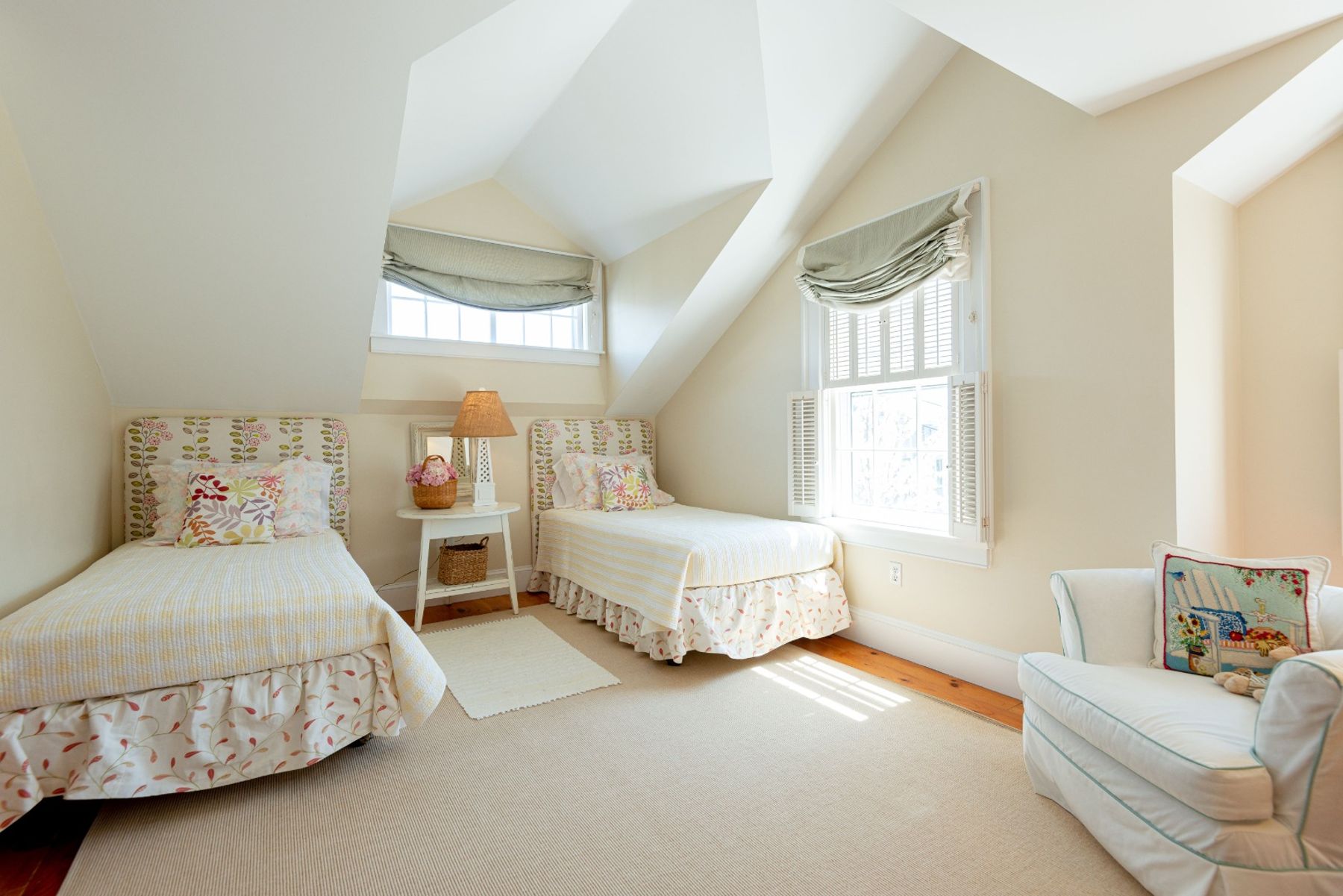 47 Hulbert Avenue, Nantucket, MA Home for Sale