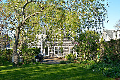 37 Pleasant Street