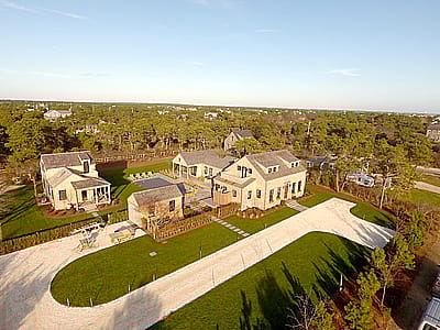 8 Nobadeer Avenue