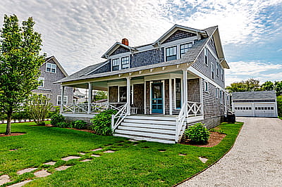 8 Walsh Street