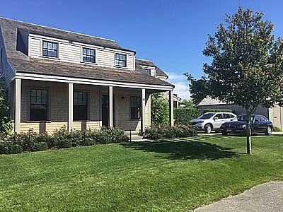 16 Ellens Way