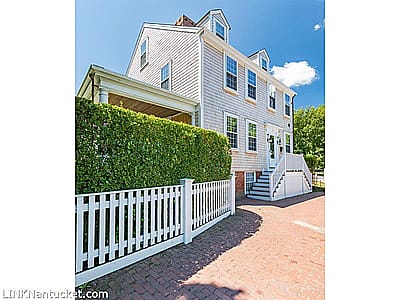 16 Cliff Road