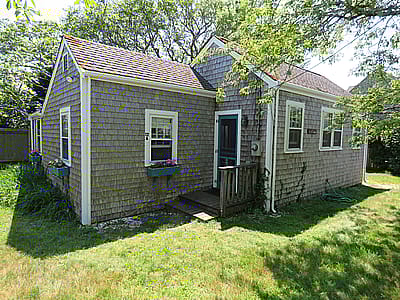 12 Derrymore Road
