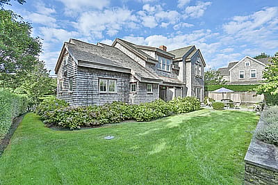 82 Cliff Road