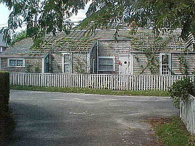 8 Center Street