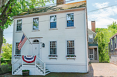 49 Fair Street