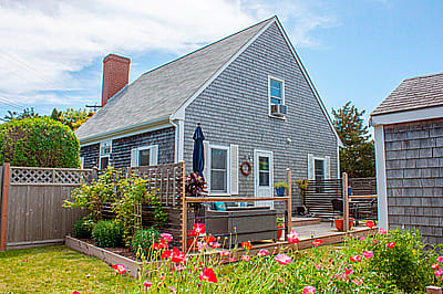 21 Bartlett Road