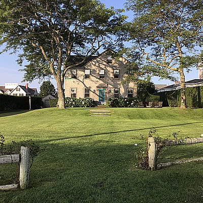 12 Lincoln Avenue