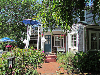 23 Pine Street