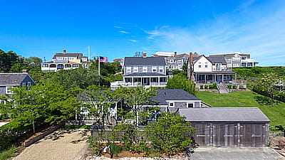 32 Jefferson Avenue