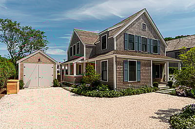 16 Winn Street