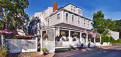 10 B Cliff Road