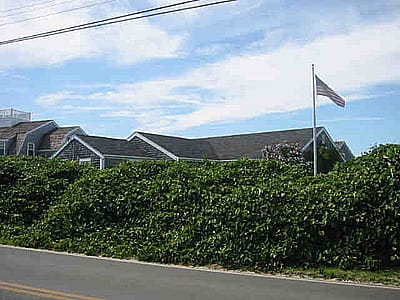 111 Cliff Road