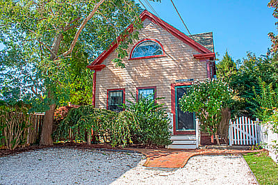 3 Cottage Court