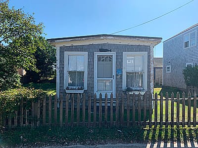 10 Beach Street