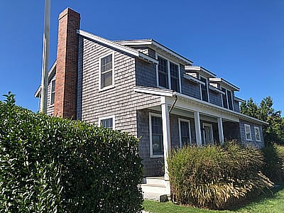 28 Willard Street