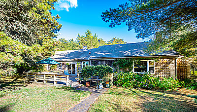 8 Bayberry Lane