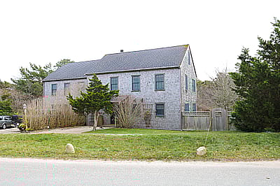 38 Youngs Way