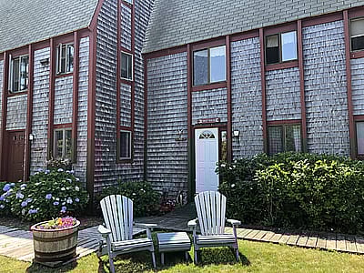 28 Arkansas Avenue