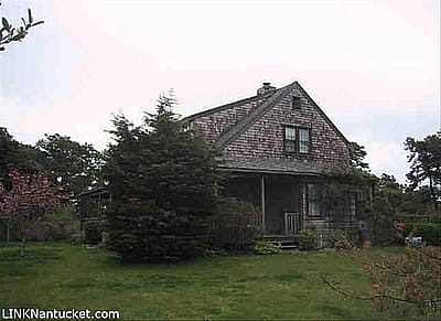 18 Field Avenue
