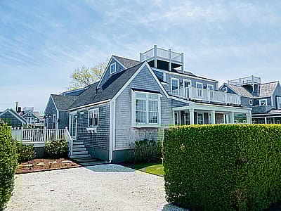 8 Galen Avenue