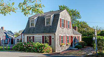44 York Street