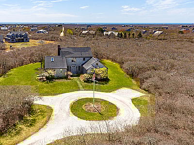3 Green Hollow