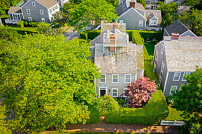 30 Woodbury Lane