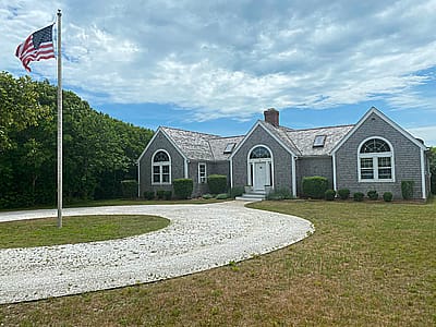 9 Longwood Road