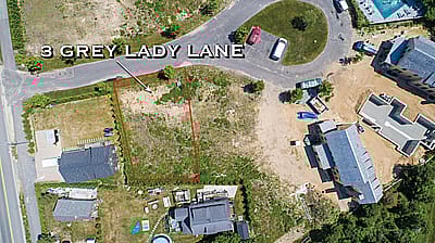 3 Grey Lady Lane