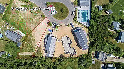 7 Grey Lady Lane