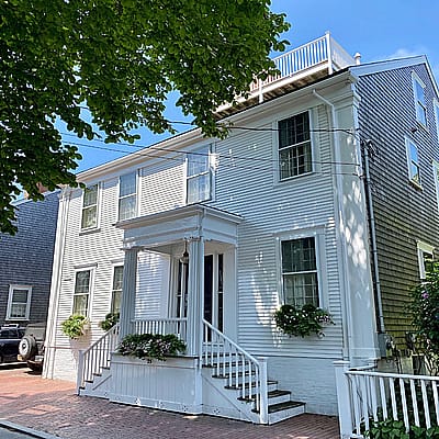 25 India Street